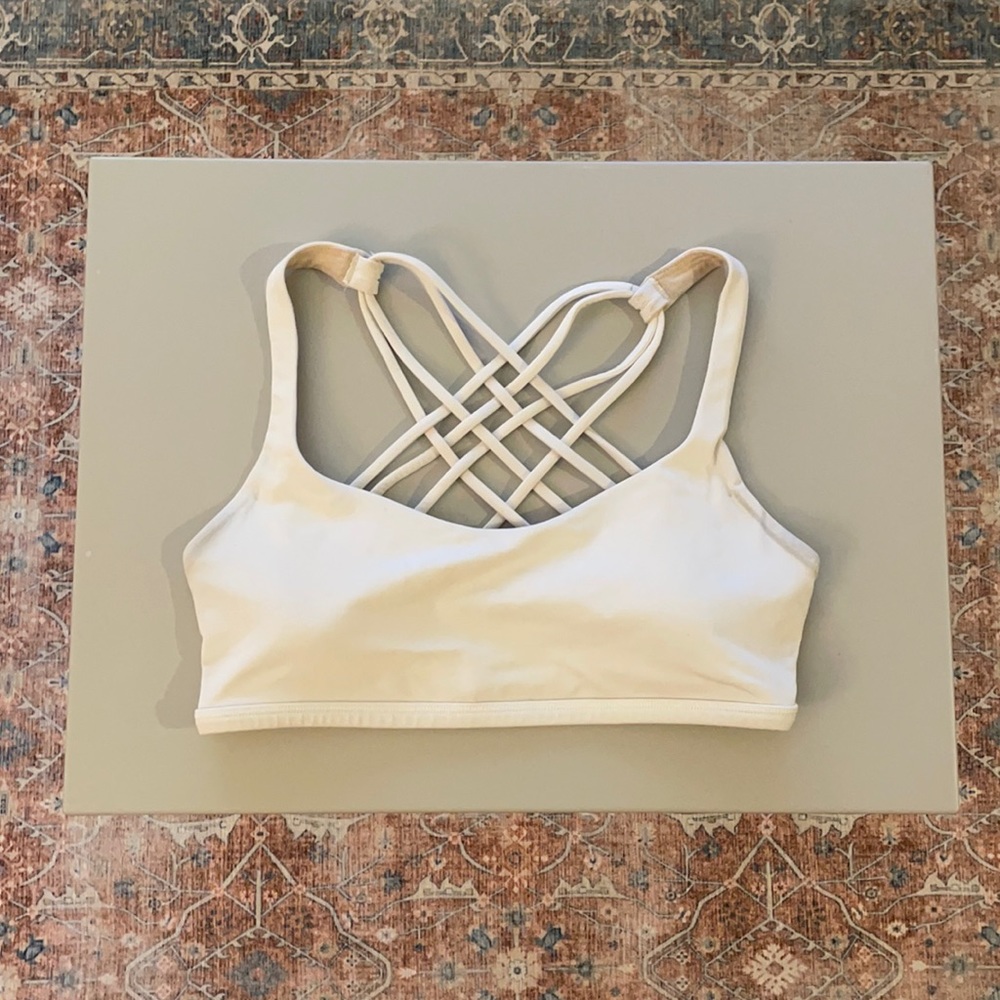 LULULEMON - Free to Be Wild Sports bra